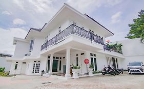 OYO 90342 Kemang Garden